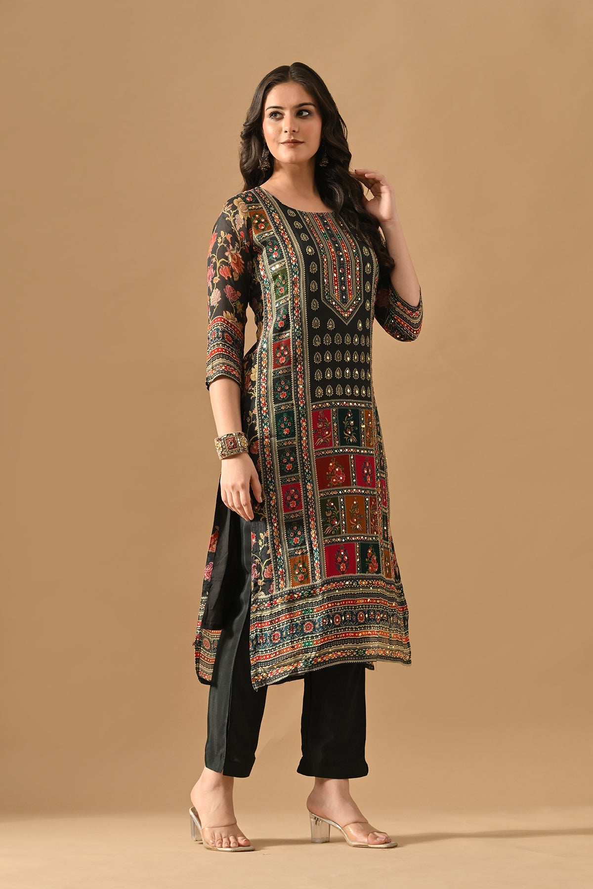 Grey Embellished Kurta 3 Pcs Set