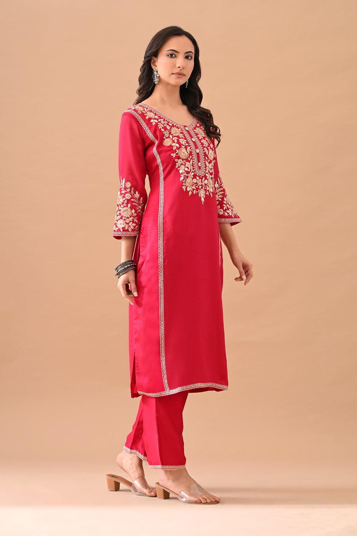 Magenta Embroidered Kurta 3 Pcs Set