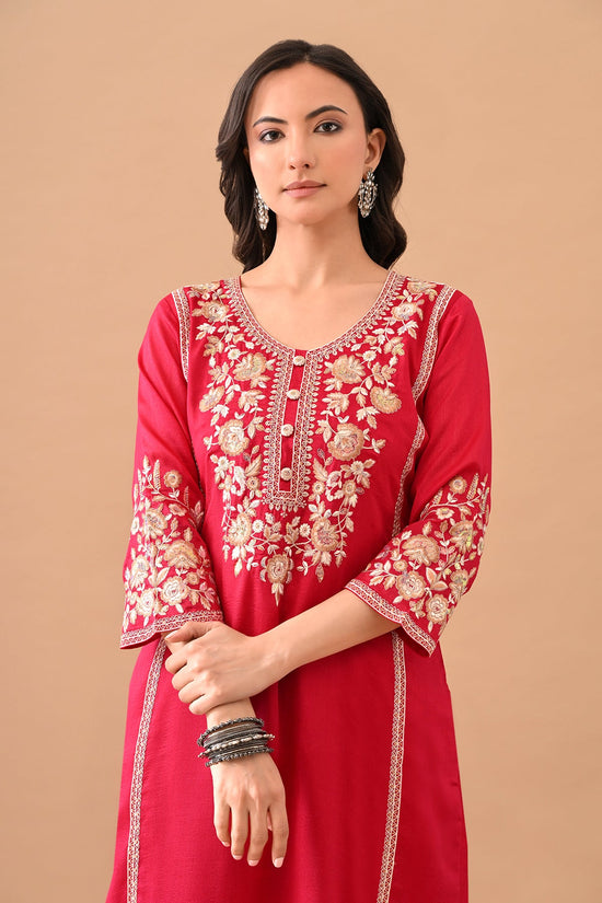 Magenta Embroidered Kurta Set (3 Piece)