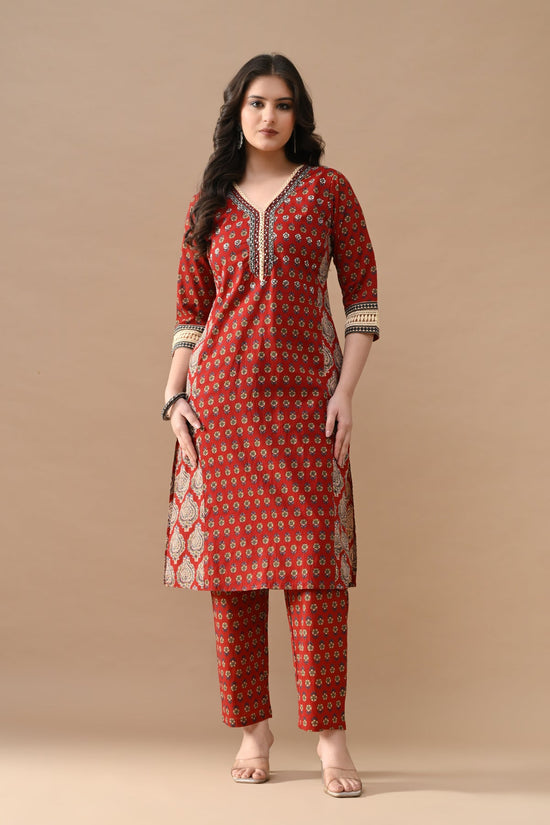 Maroon Floral Printed Kurta Set (2 Piece)
