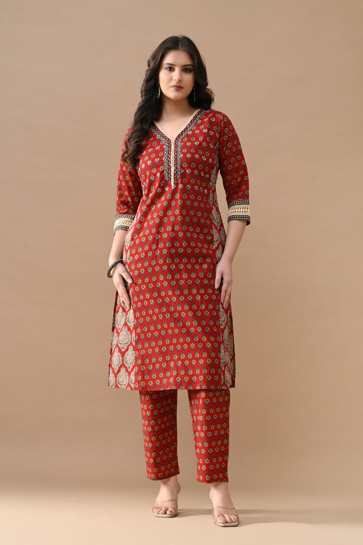 Maroon Floral Printed Kurta Set (2 Piece)