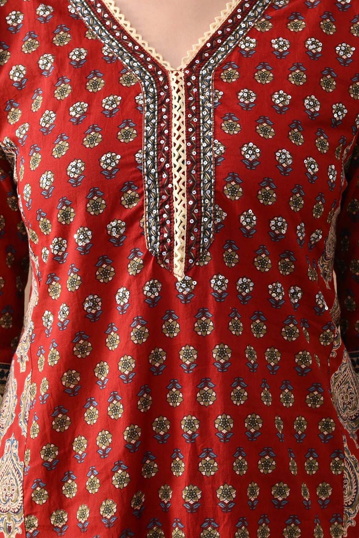 Maroon Floral Printed Kurta 2 Pcs Set