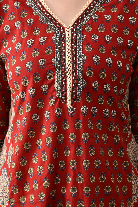 Maroon Floral Printed Kurta Set (2 Piece)