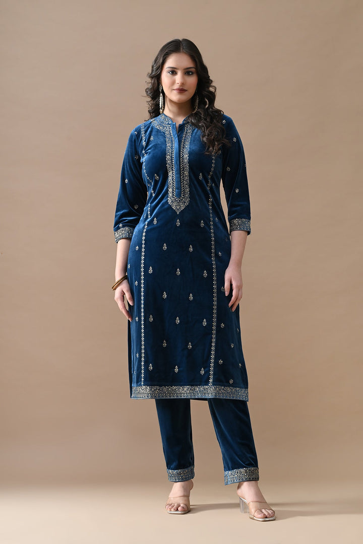 Teal Zari Embroidered Kurta Set (3 Piece)