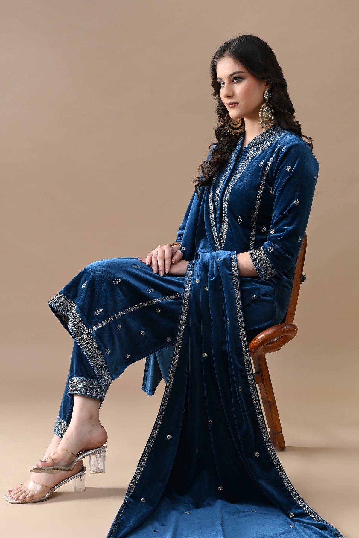 Teal Zari Embroidered Kurta 3 Pcs Set