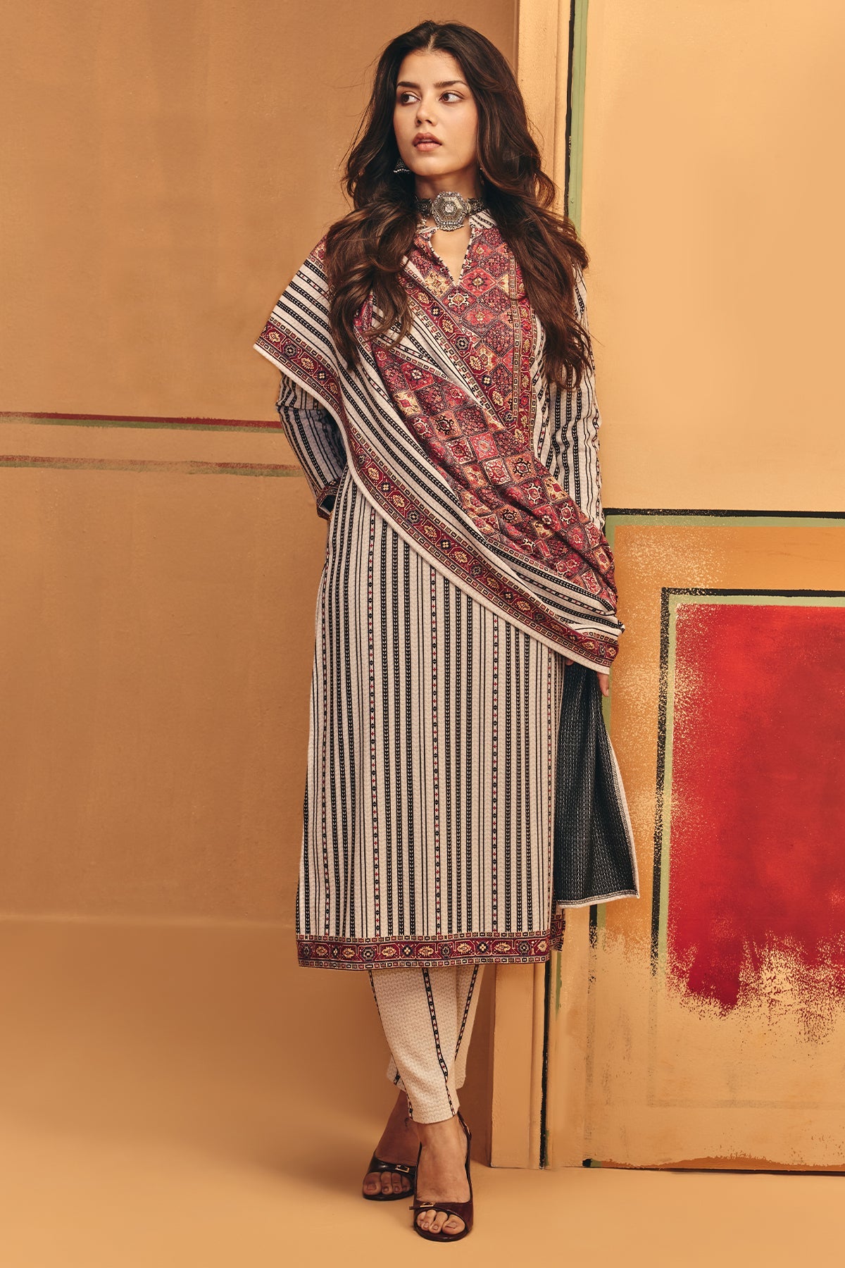 Winter Off White Self Design Woven Kurta 3 Pcs Set