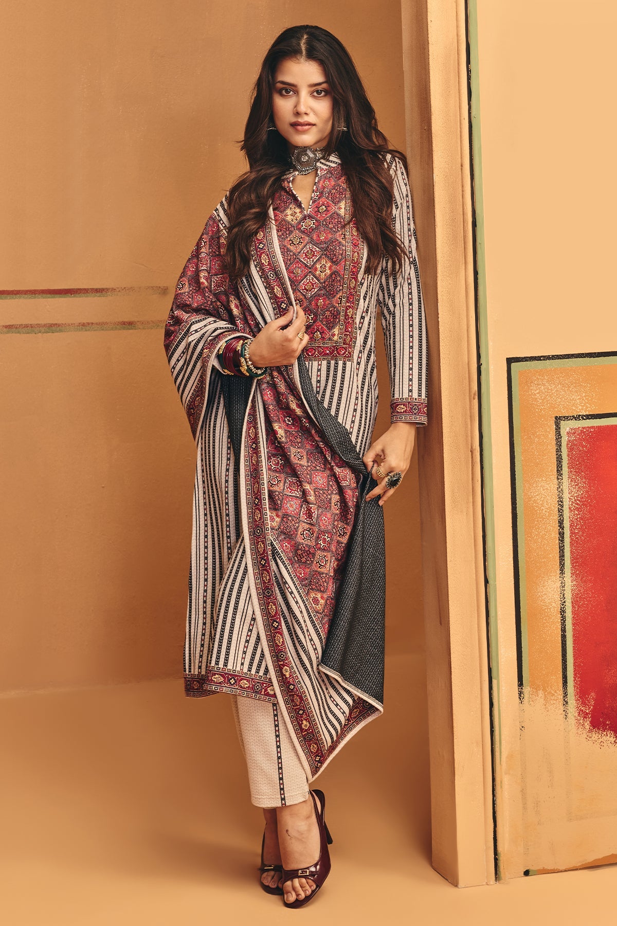 Winter Off White Self Design Woven Kurta 3 Pcs Set