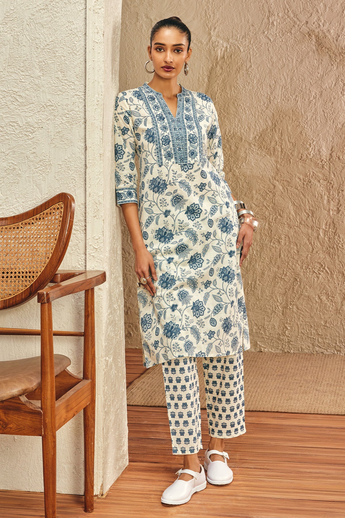 White Printed Kurta 3 Pcs Set