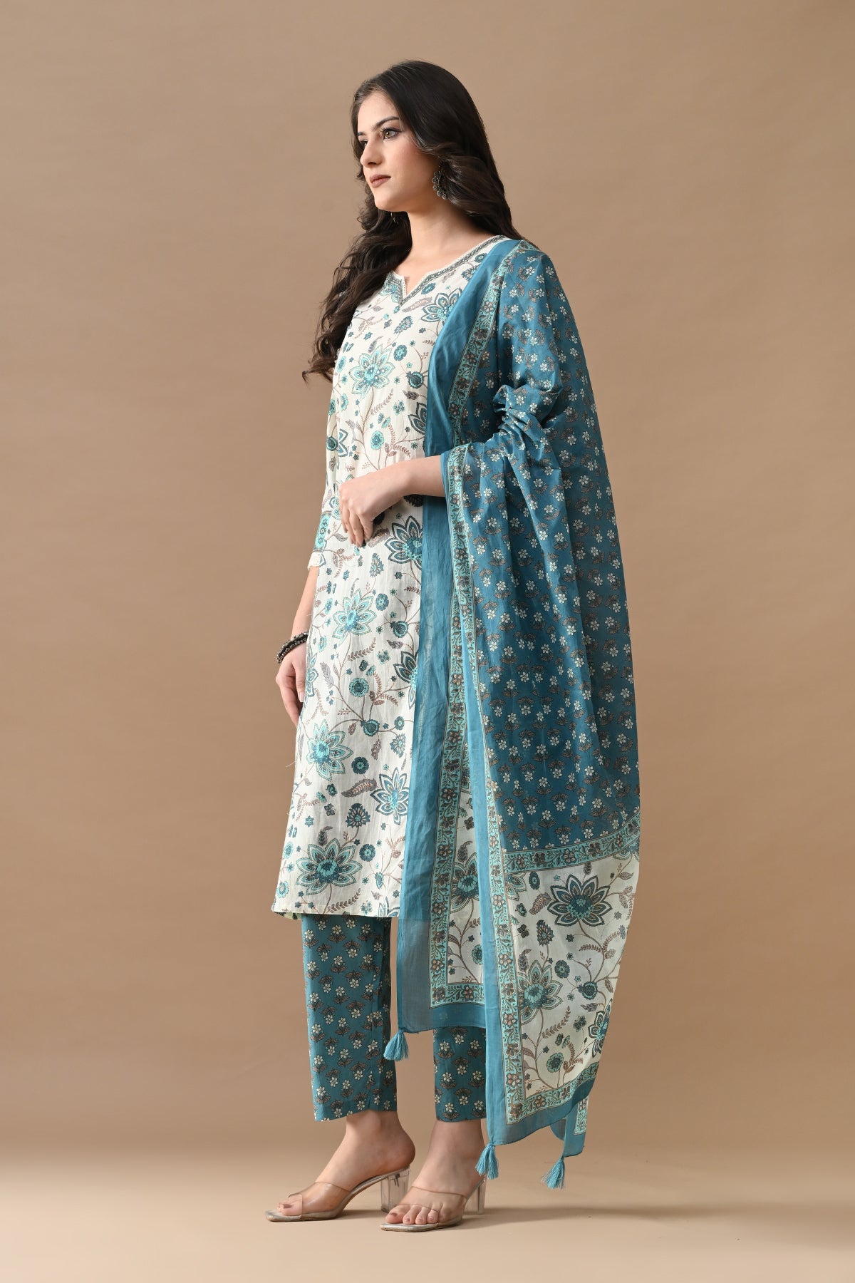 Cream Floral Printed Kurta 3 Pcs Set