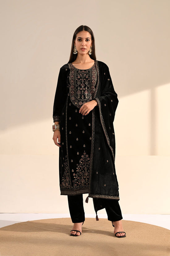 Black Velvet Floral Embroidered 3 Pcs Kurta Set