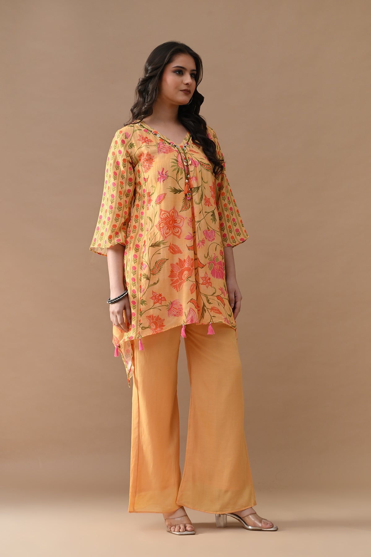 Yellow Floral Printed Kurta 2 Pcs Set