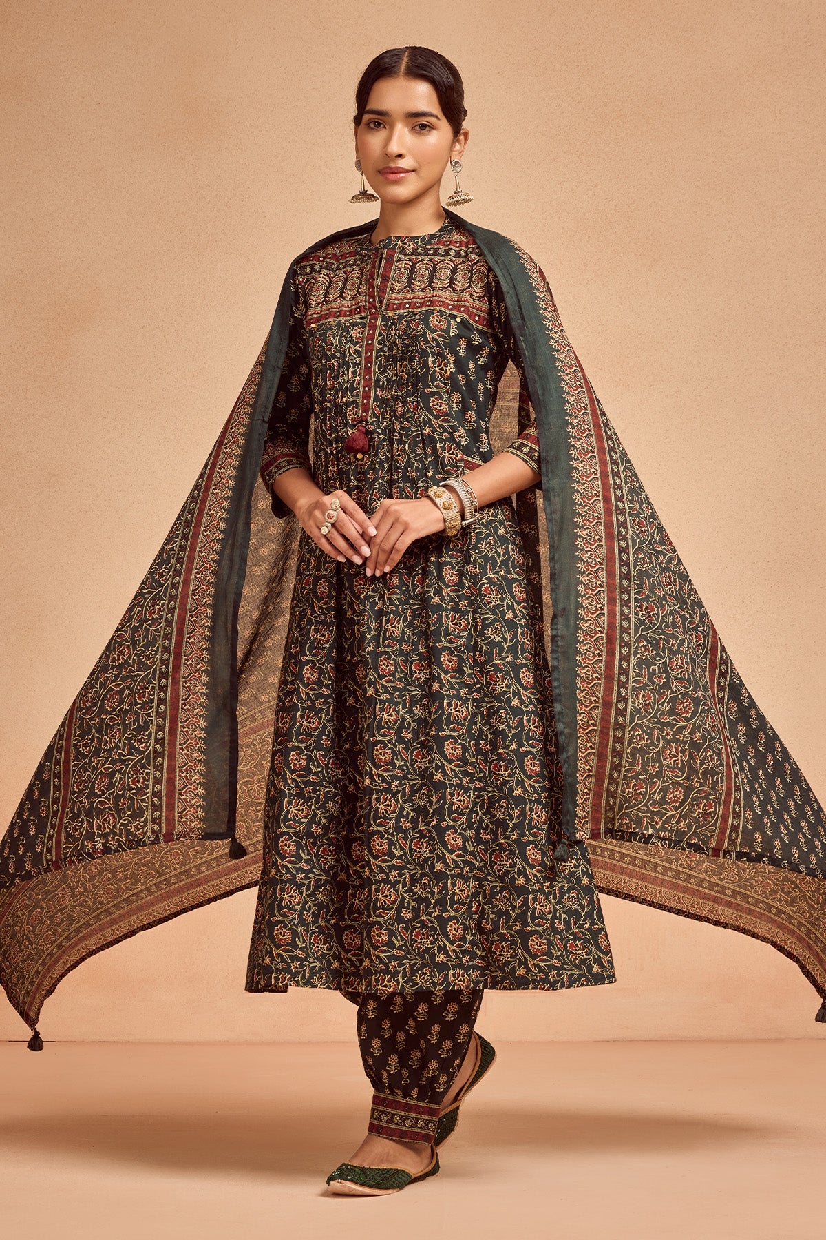 Green Printed Kurta 3 Pcs Set