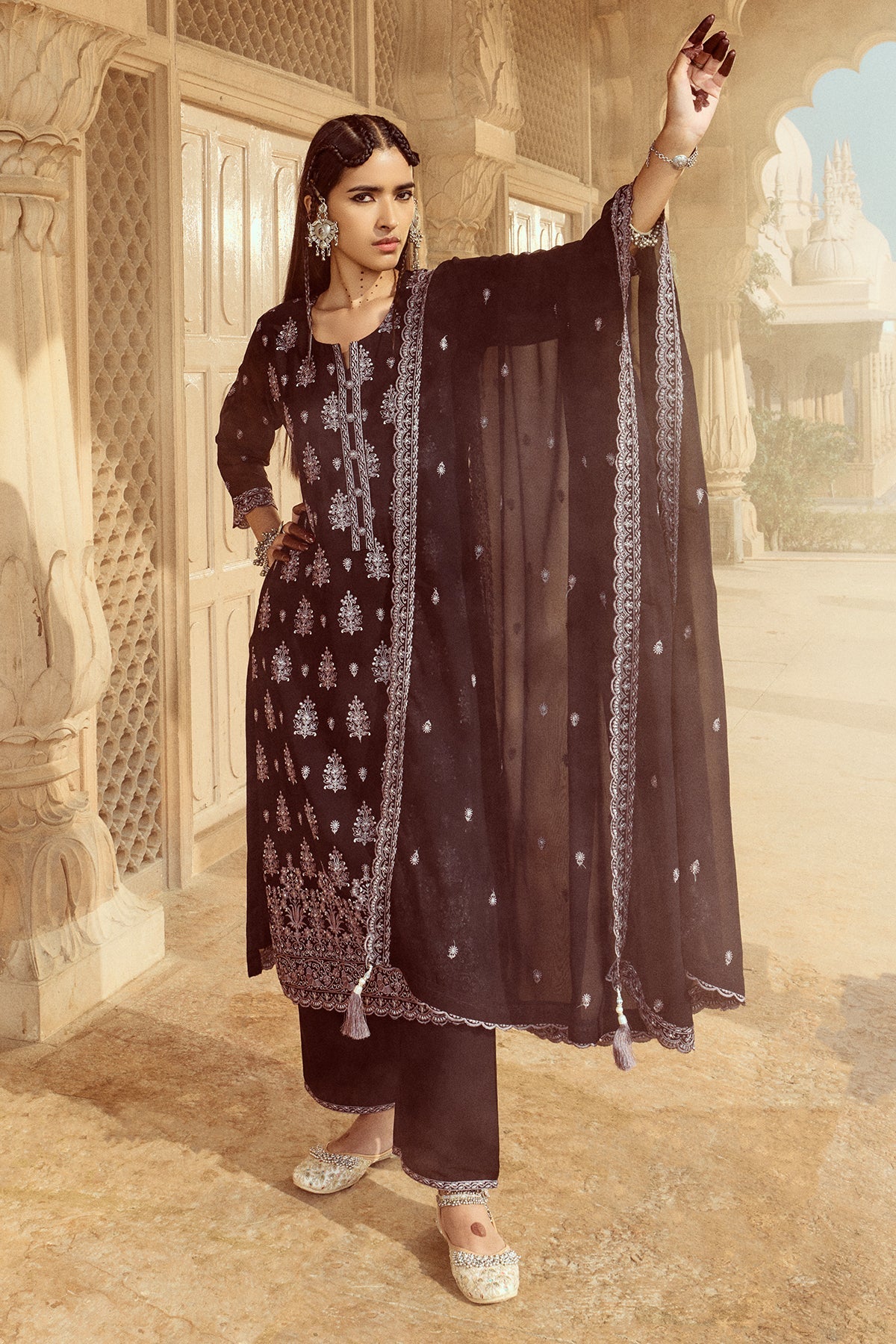 Black Embroidered Kurta 3 Pcs Set