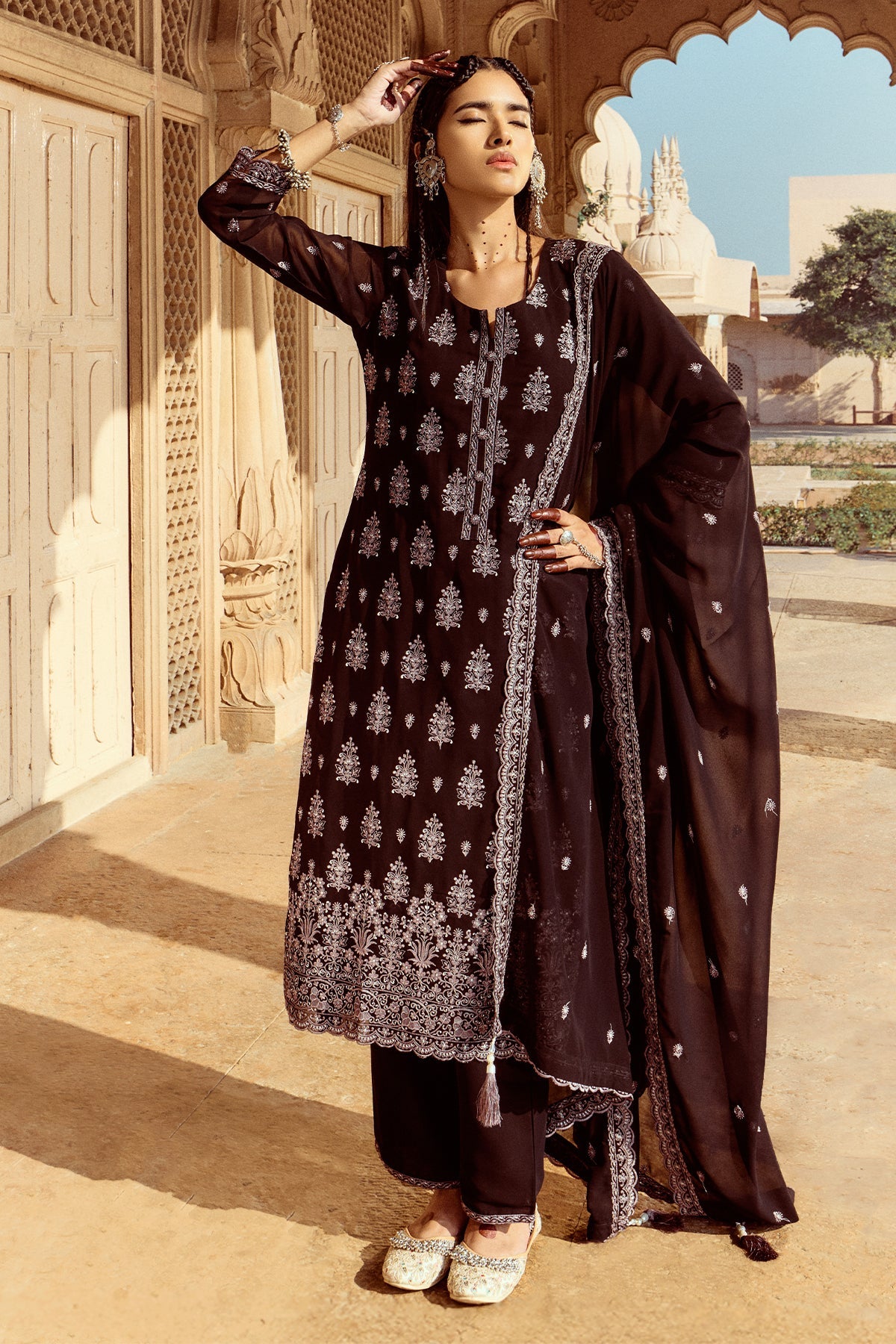 Black Embroidered Kurta 3 Pcs Set