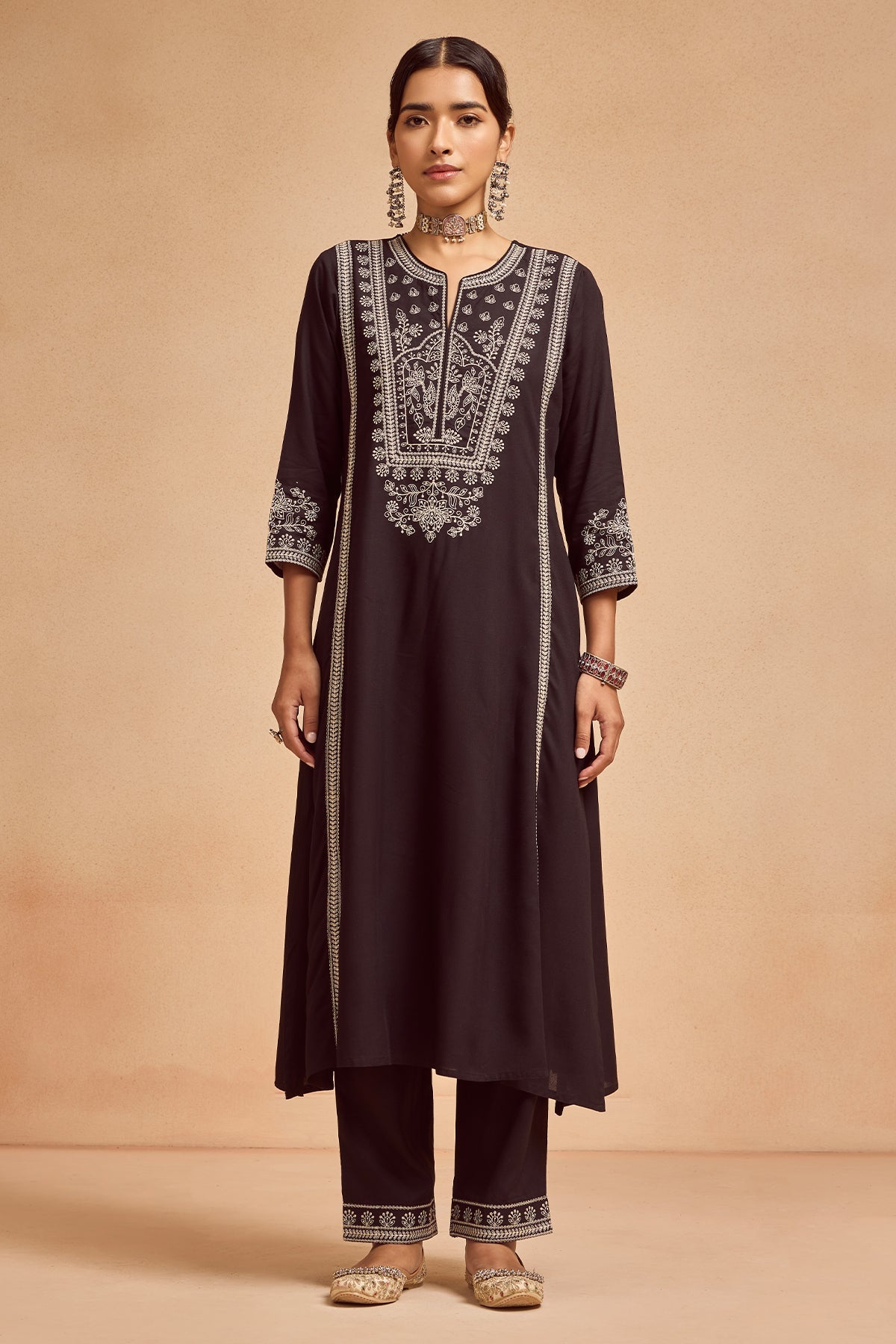 Black Embroidered Kurta 2 Pcs Set