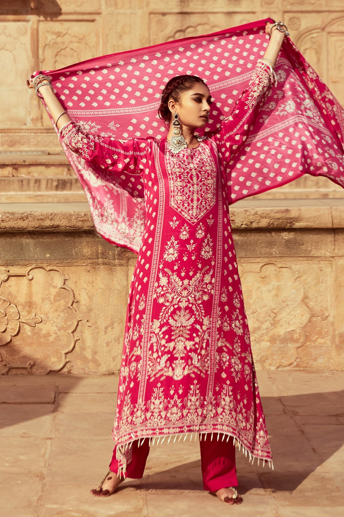 Pink Embellished Kurta 3 Pcs Set
