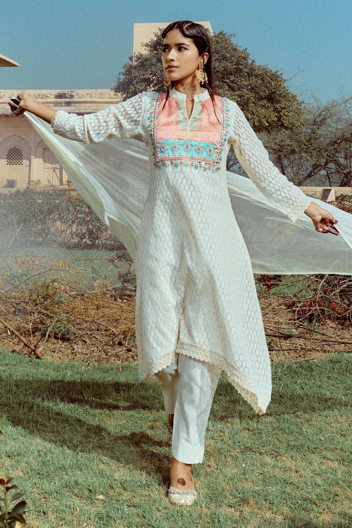 Cream Embroidered Kurta 3 Pcs Set