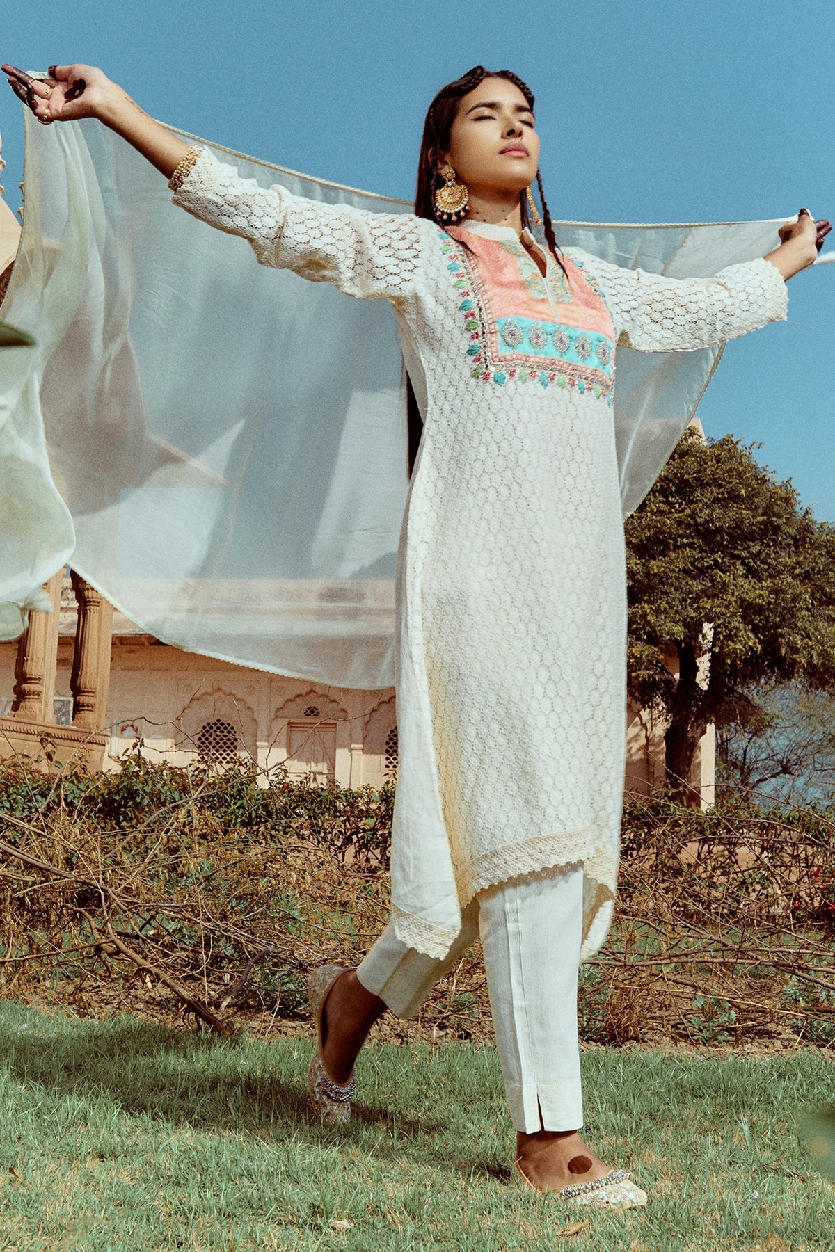 Cream Embroidered Kurta 3 Pcs Set