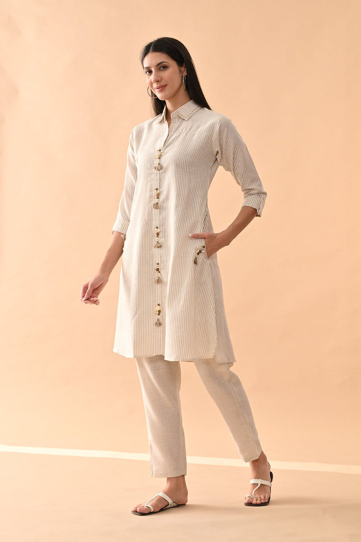 White Self Design kurta Set