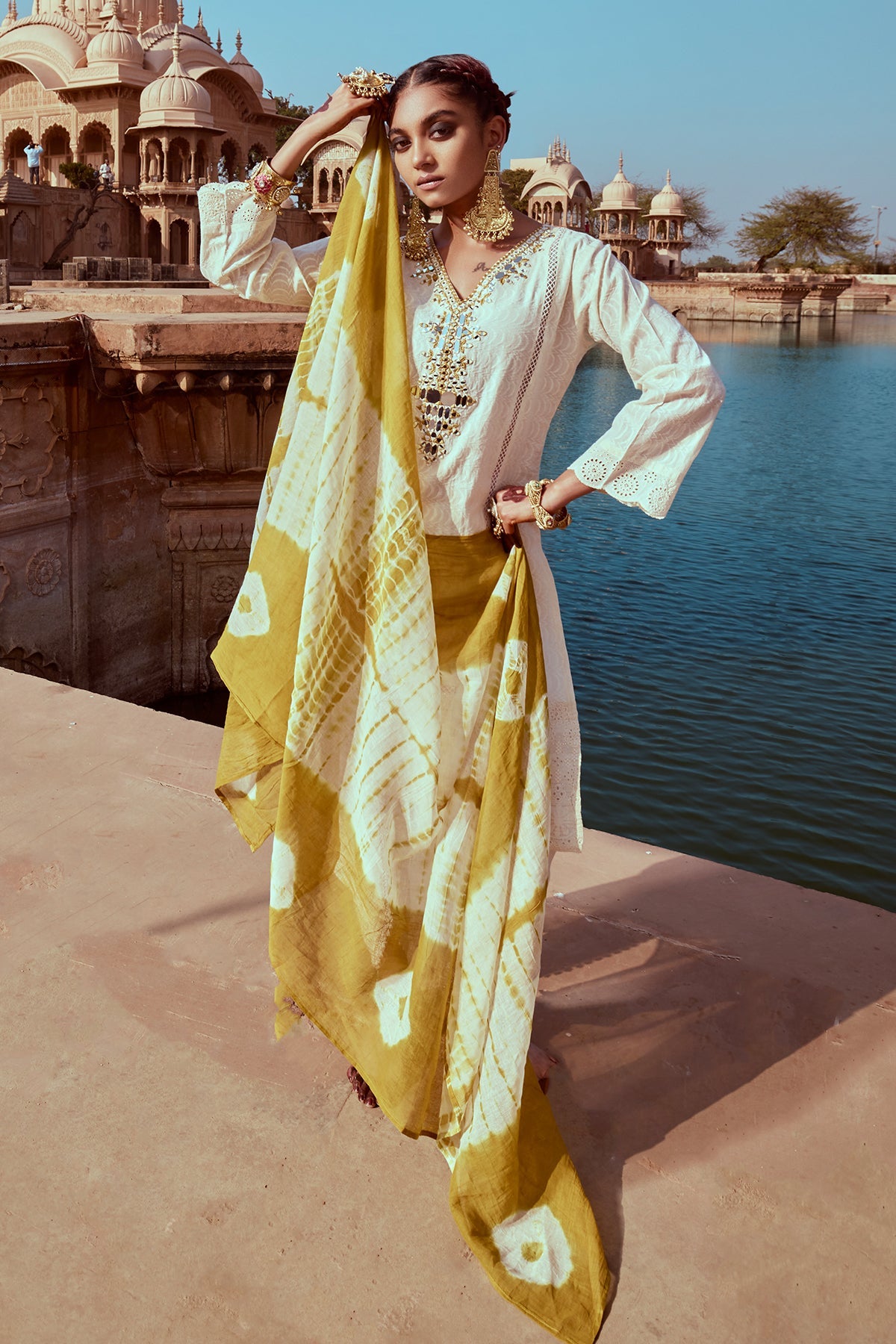 Cream Embroidered Kurta 3 Pcs Set