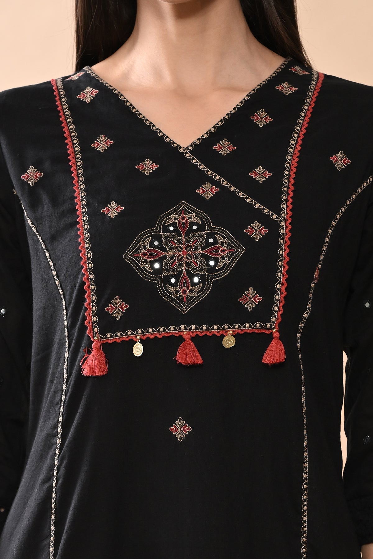 Black Embroidered Kurta 2 Pcs Set