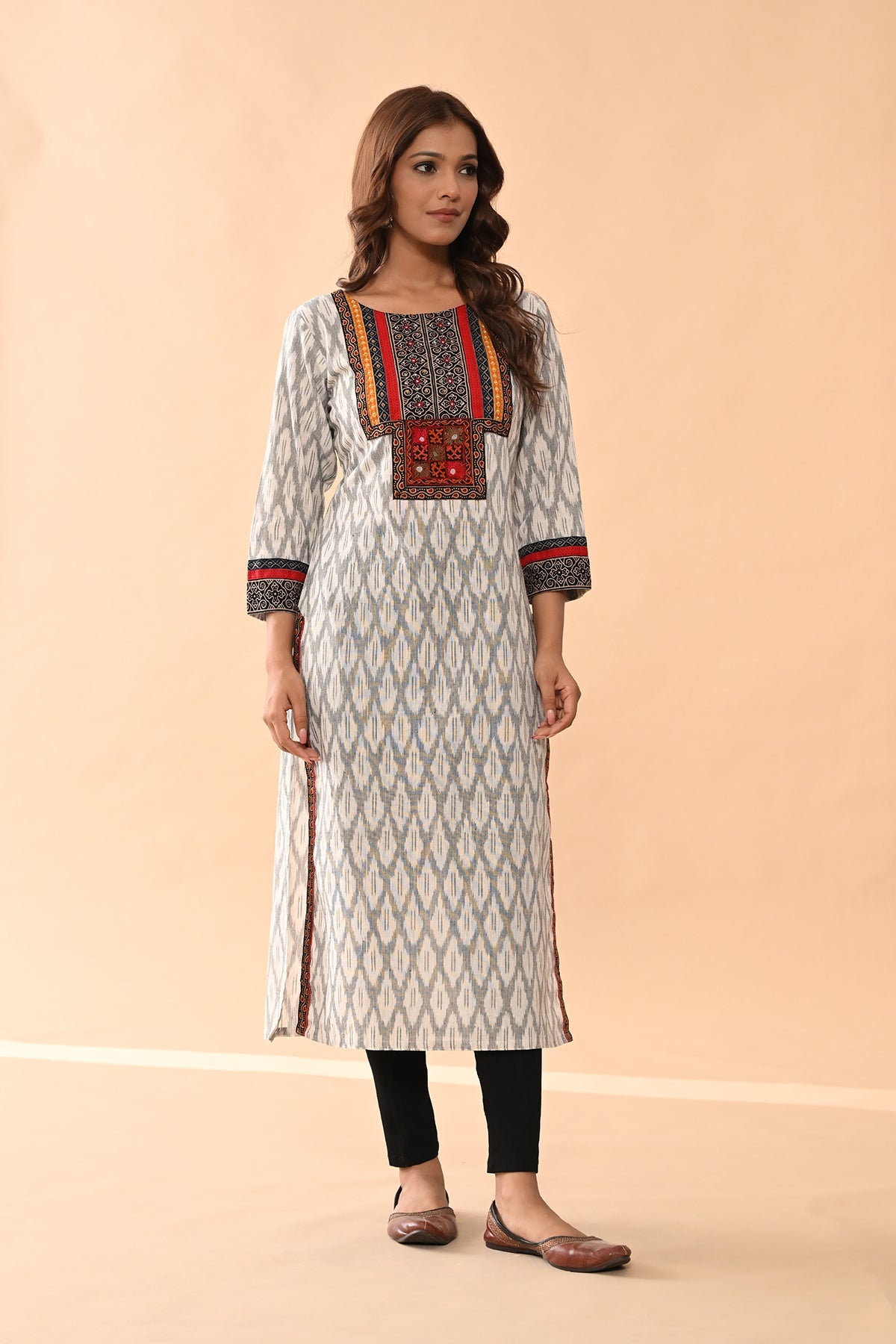 Off White Printed Straight Kurta