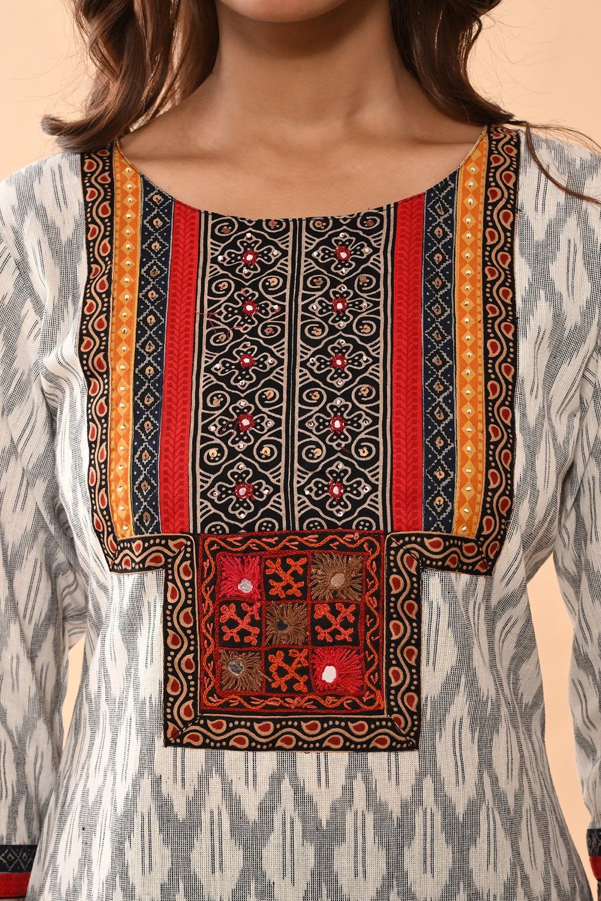 Off White Printed Straight Kurta