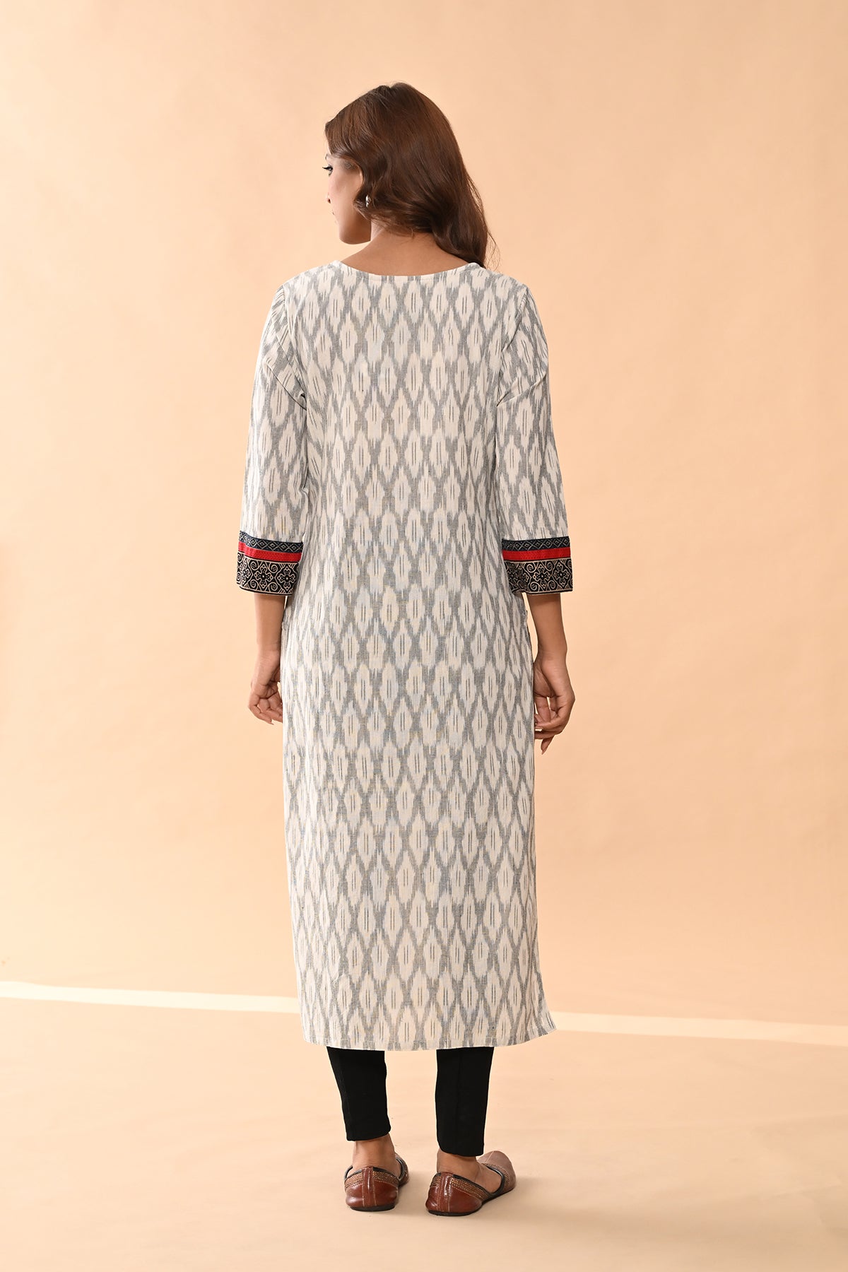 Off White Printed Straight Kurta