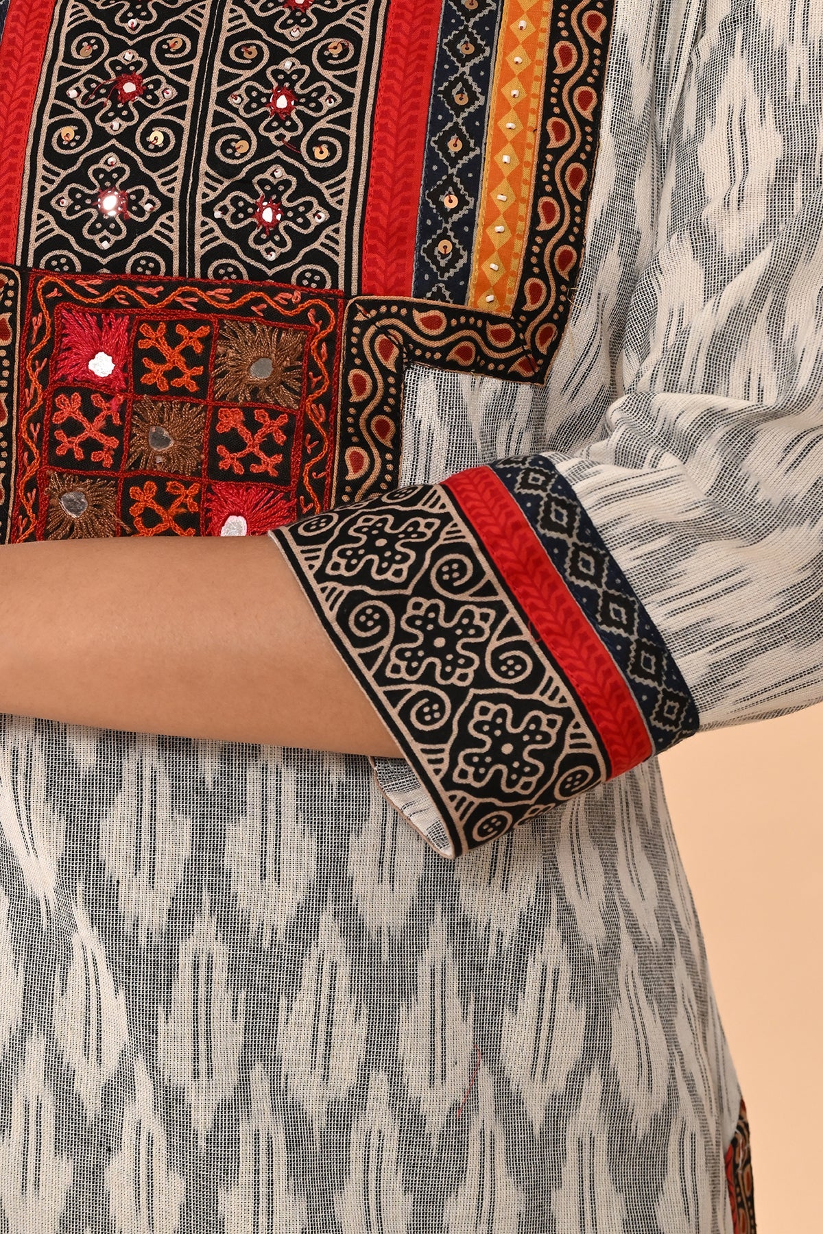 Off White Printed Straight Kurta