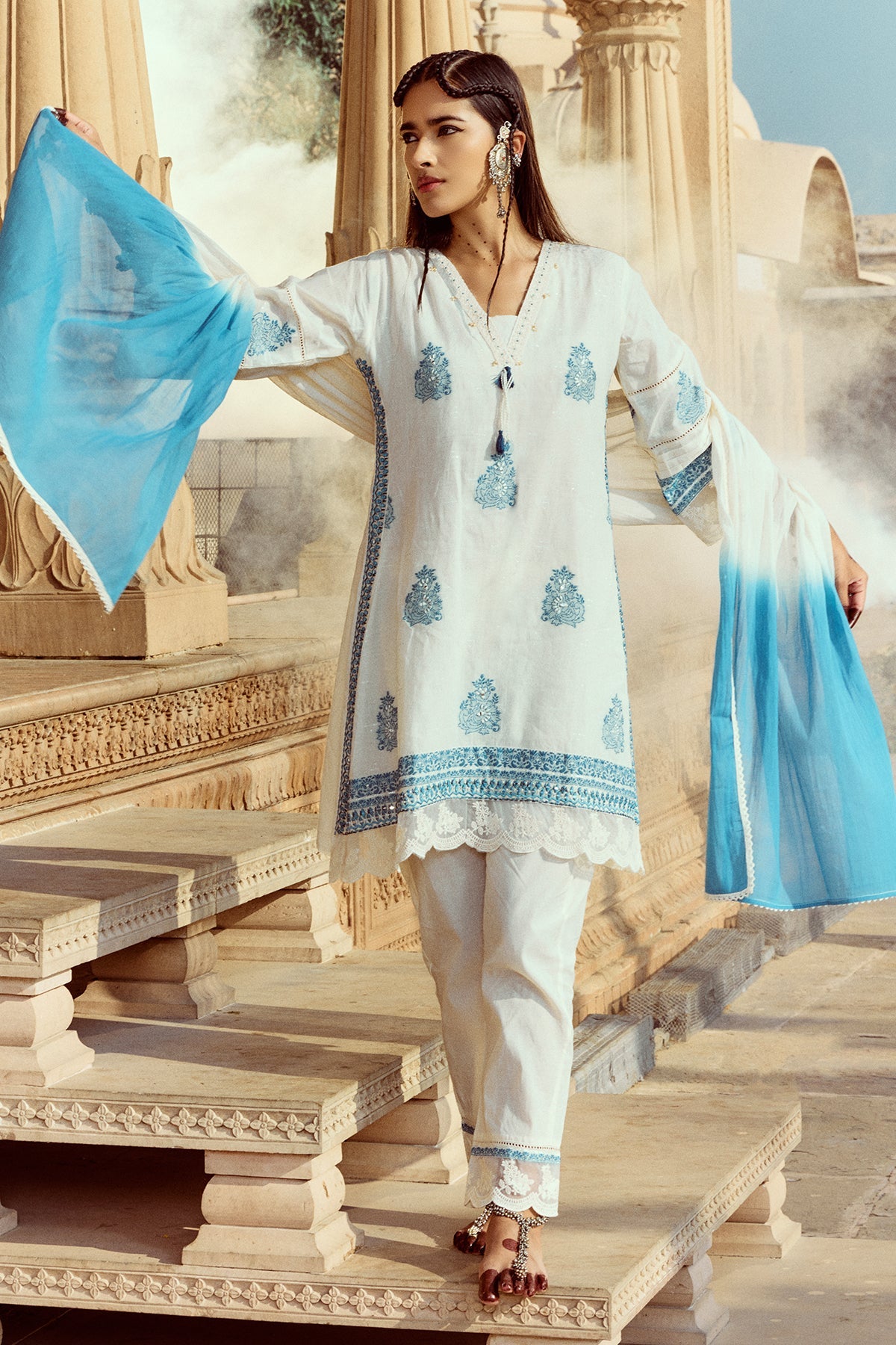 Cream Embroidered Kurta 3 Pcs Set
