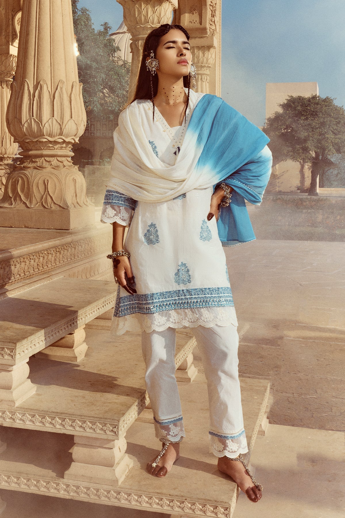Cream Embroidered Kurta 3 Pcs Set
