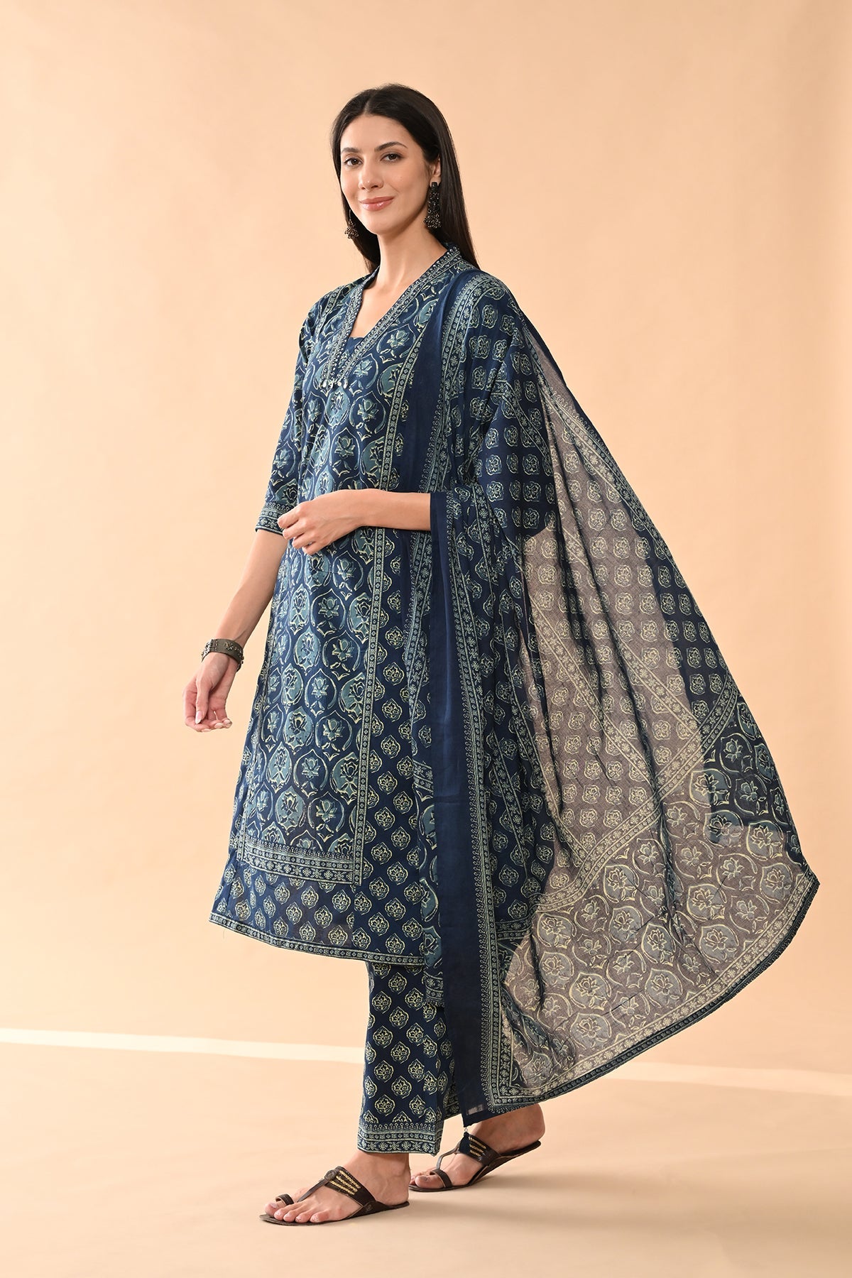 Blue Printed Kurta 3 Pcs Set