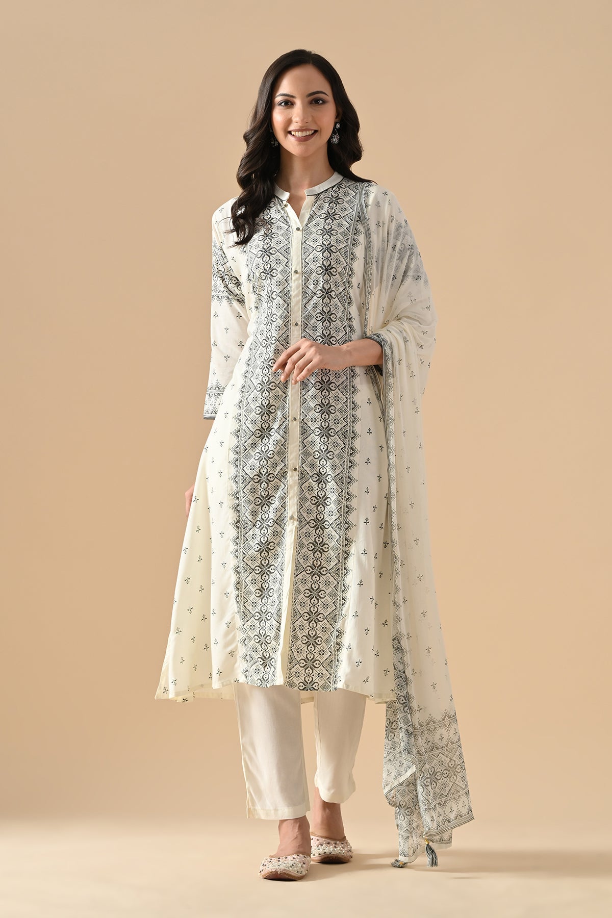 Cream Printed Kurta 3 Pcs Set