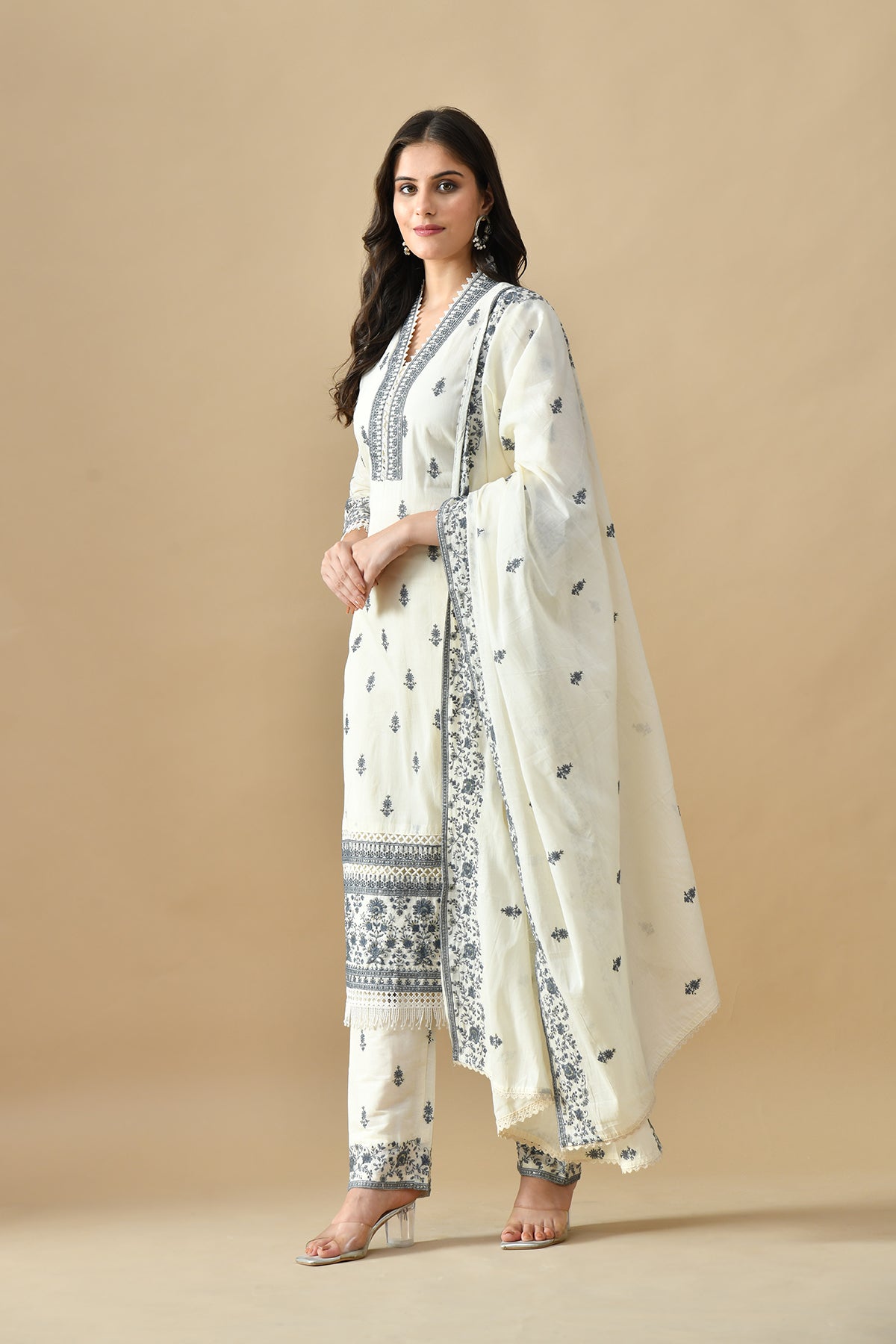 Cream Embroidered Kurta 3 Pcs Set