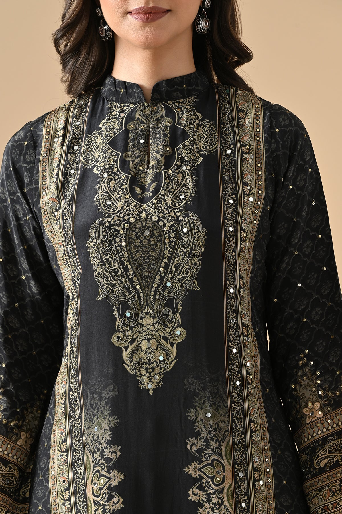 Black Embellished Kurta 3 Pcs Set