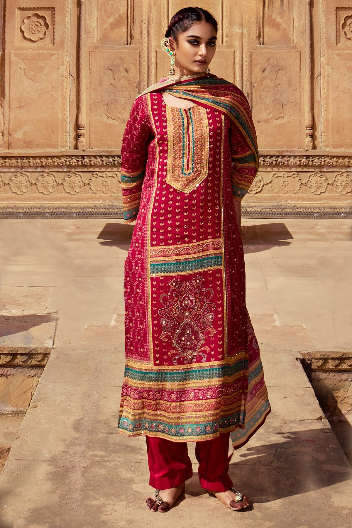 Pink Embellished Kurta 3 Pcs Set