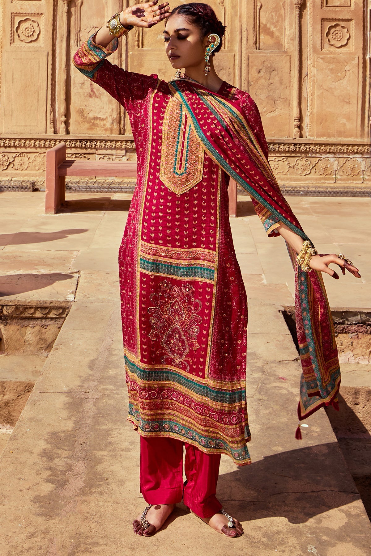 Pink Embellished Kurta 3 Pcs Set
