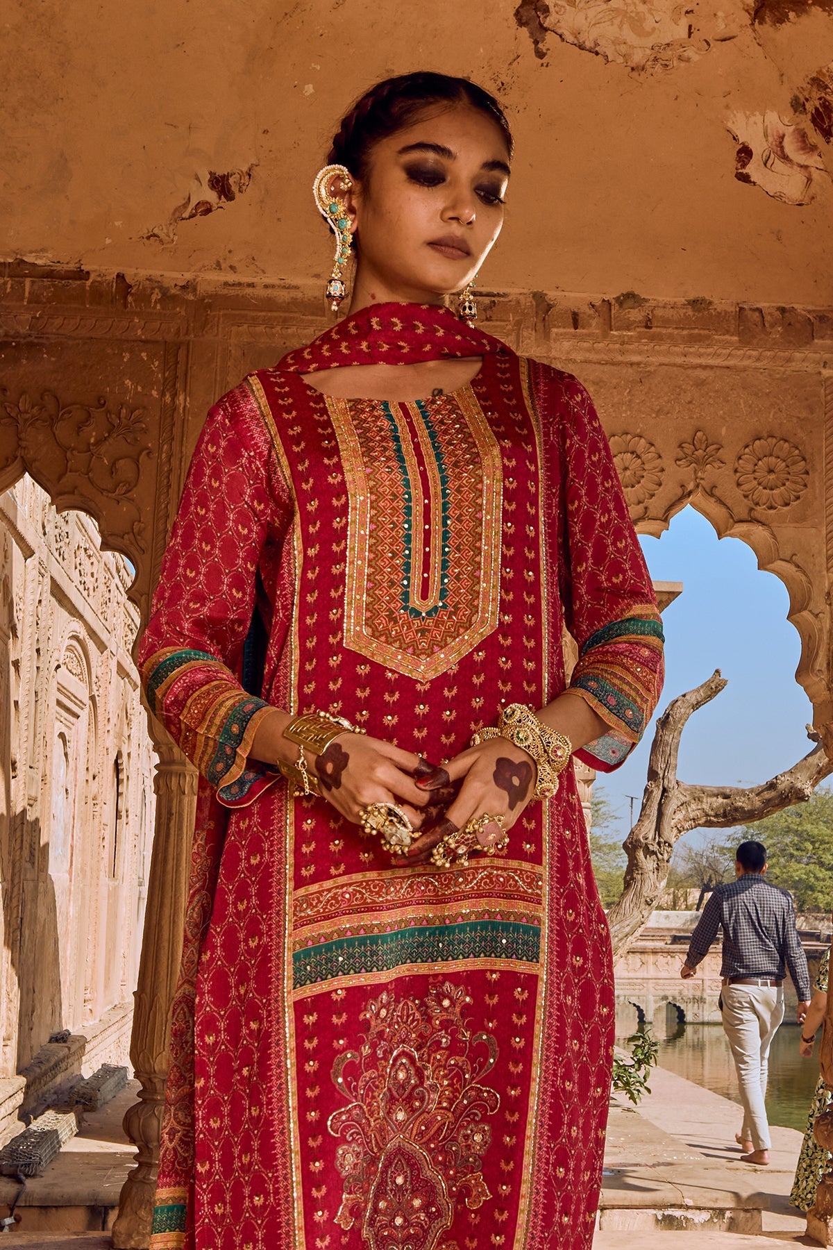 Pink Embellished Kurta 3 Pcs Set