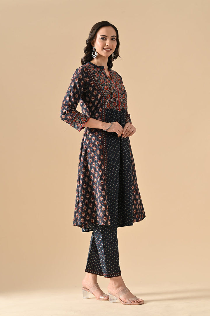 Blue Printed Kurta Set (2 Piece)