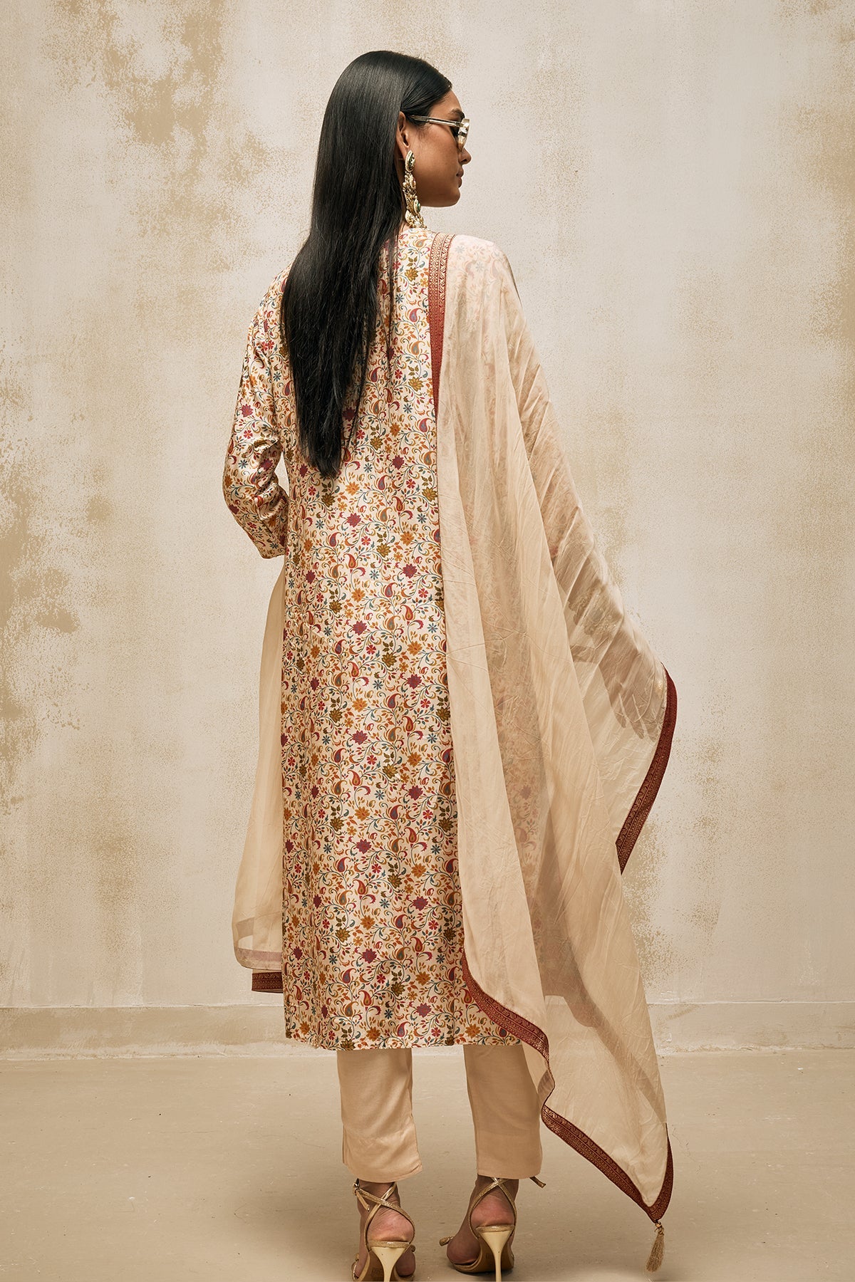 Beige Embellished Kurta 3 Pcs Set