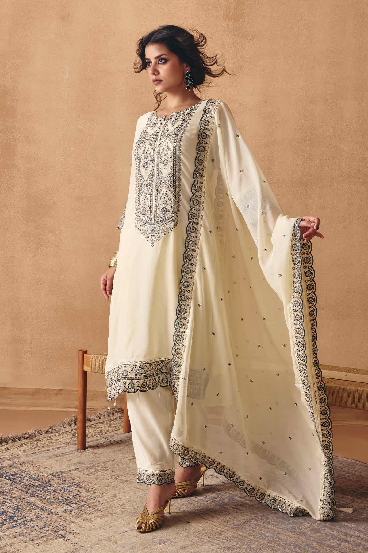 Cream Embroidered Kurta 3 Pcs Set