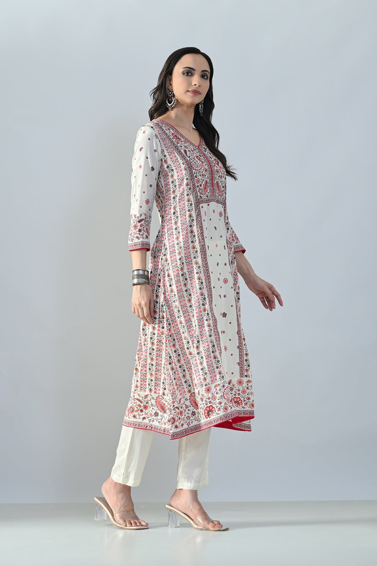 Cream Printed Kurta 3 Pcs Set