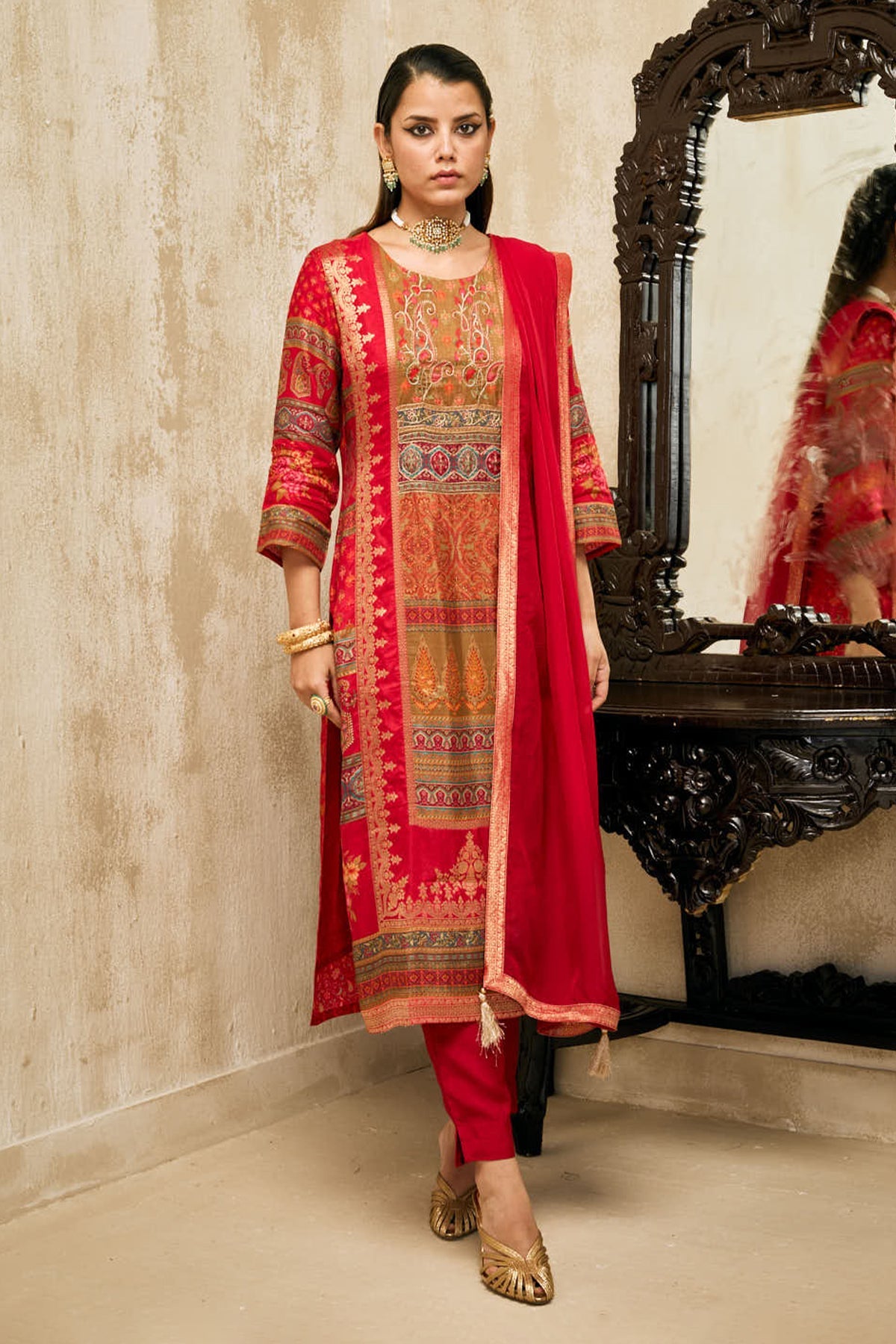 Red Embellished Kurta Set
