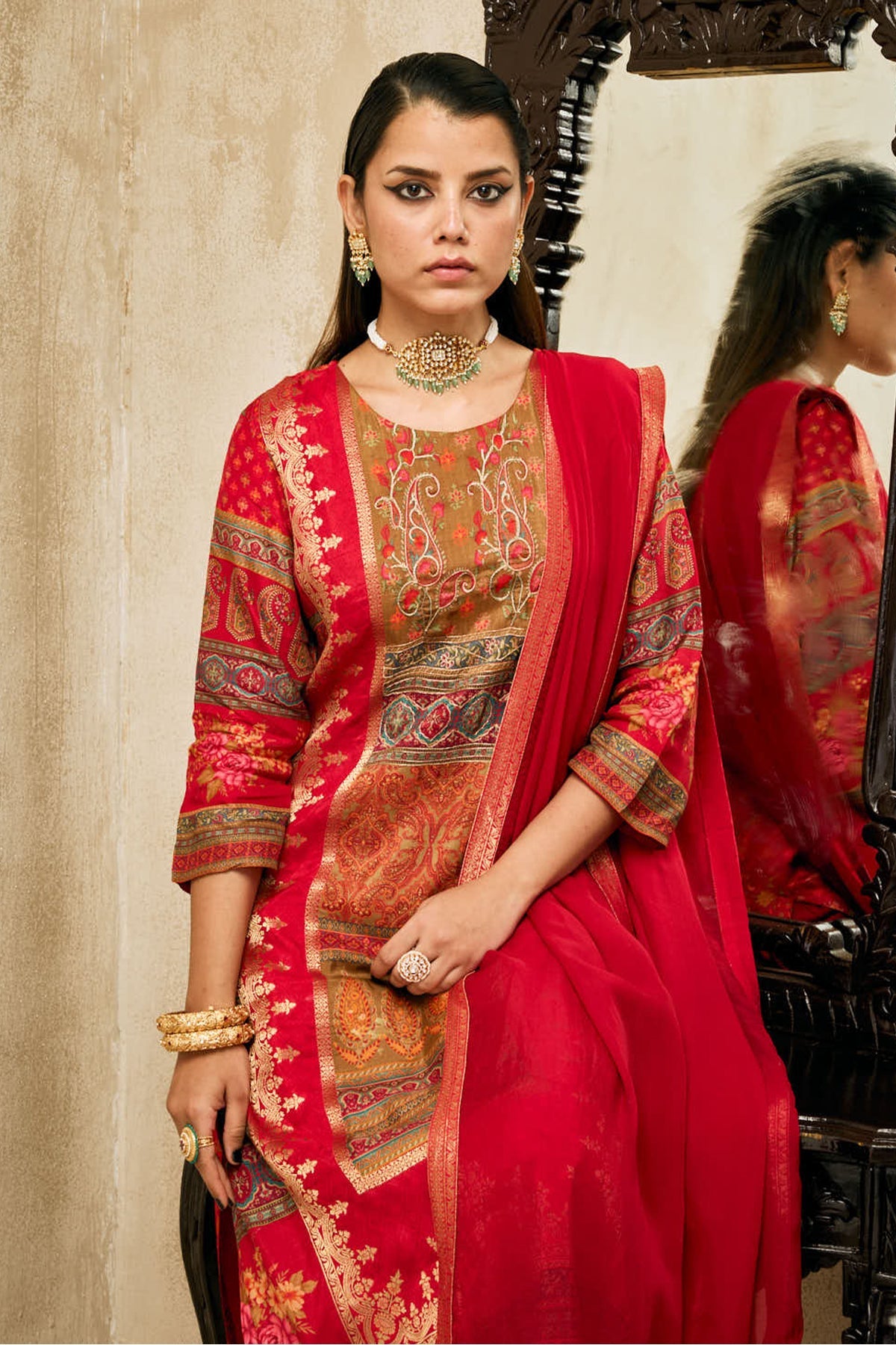 Red Embellished Kurta Set
