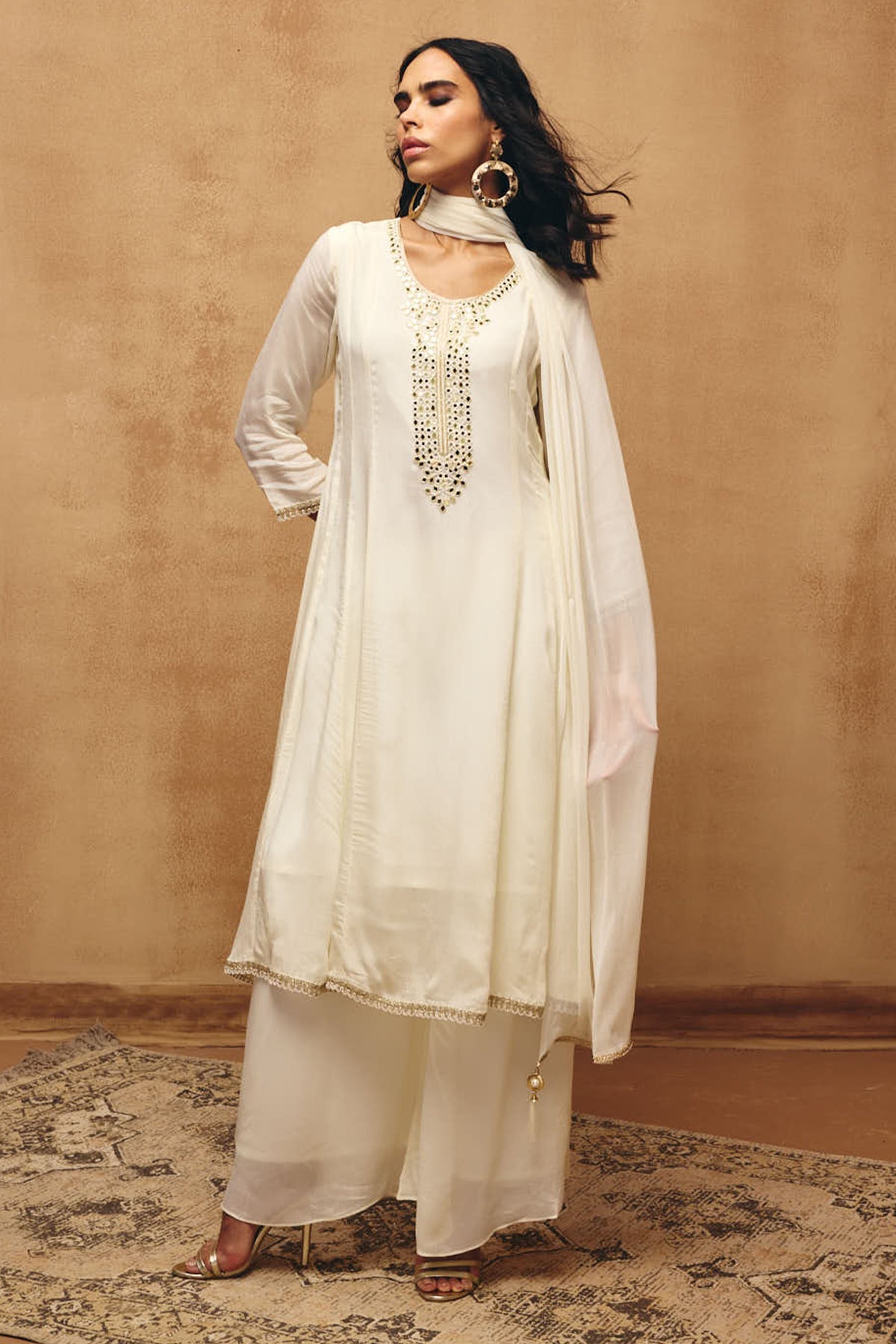 Cream Solid Kurta 3 Pcs Set