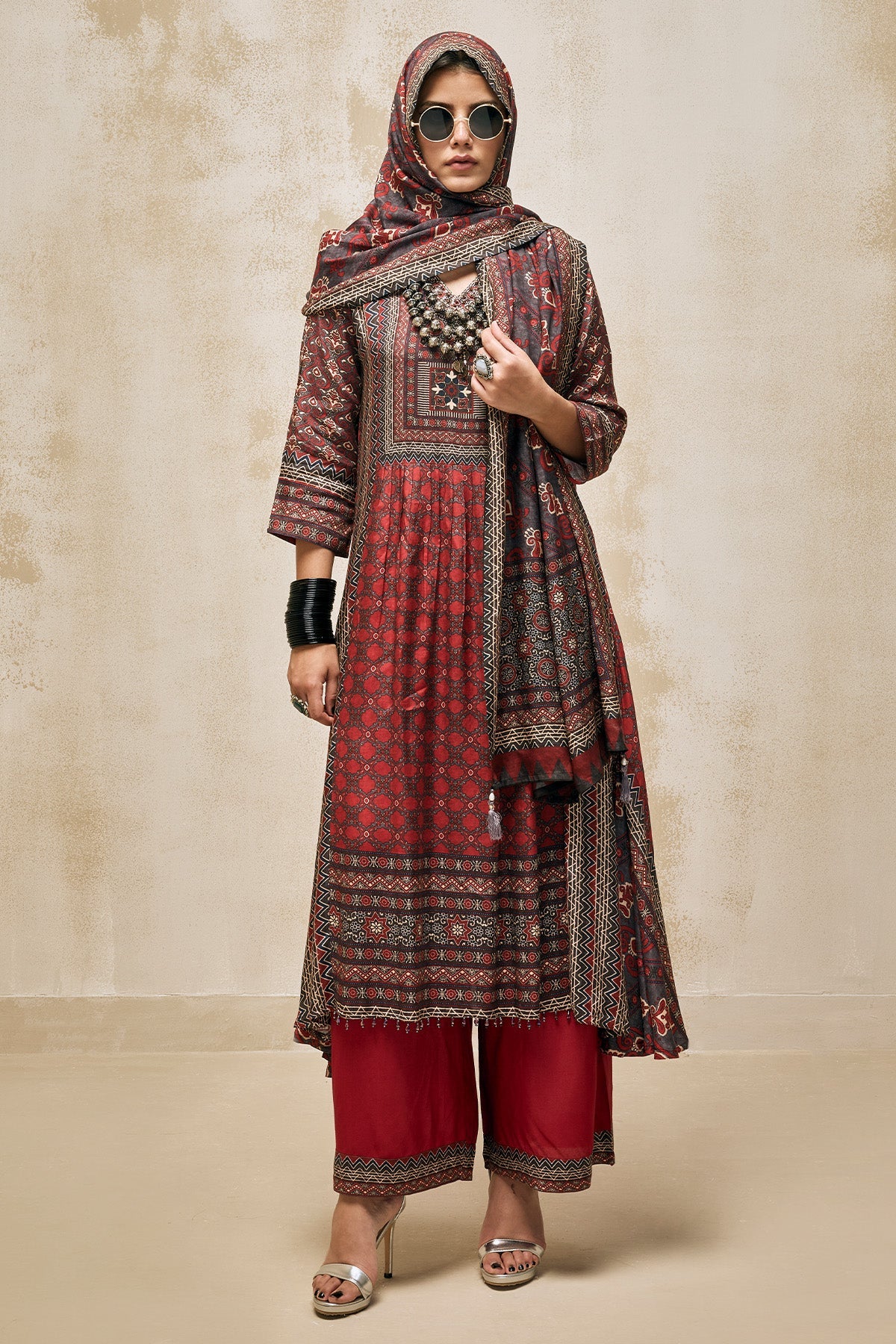 Maroon Printed Kurta 3 Pcs Set