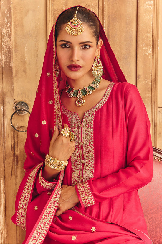 Magenta Embroidered Kurta 3 Pcs Set
