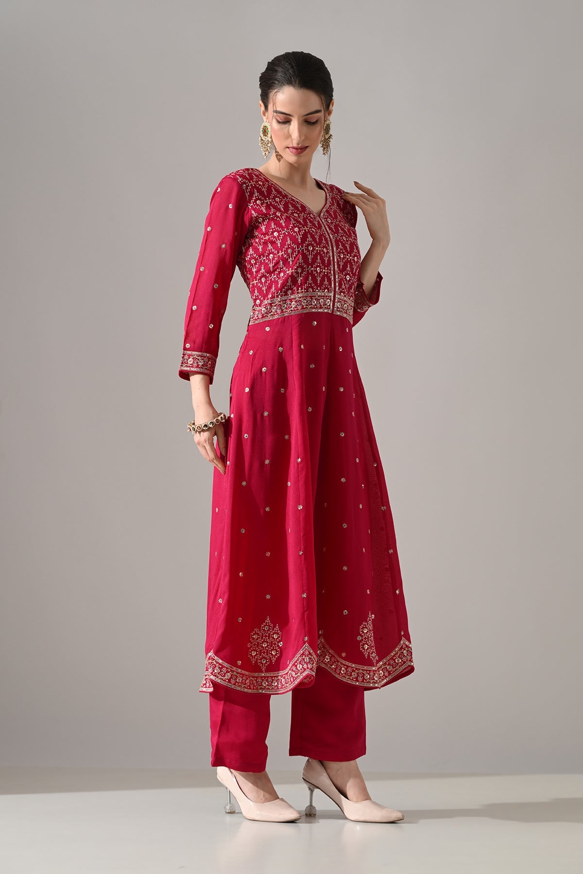 Pink Zari Embroidered Kurta 3 Pcs Set