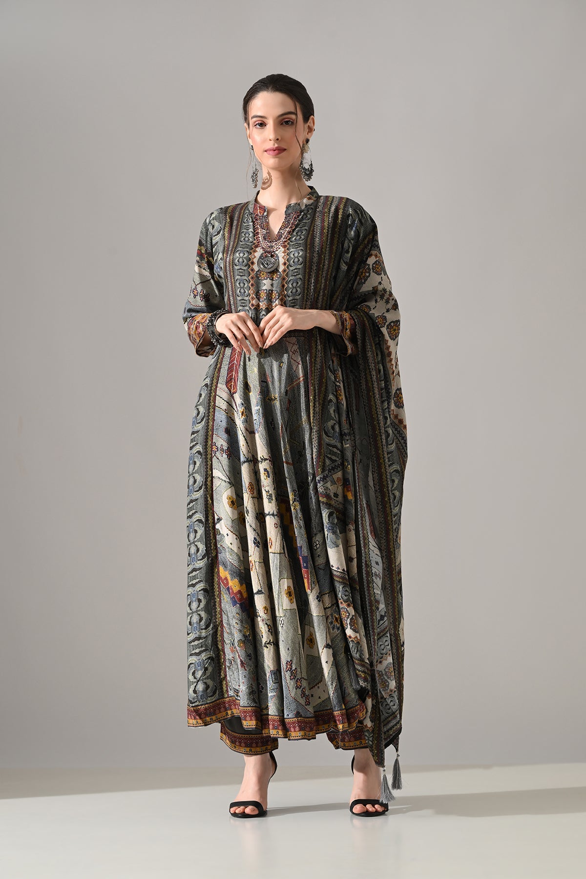 Grey Printed Kurta 3 Pcs Set