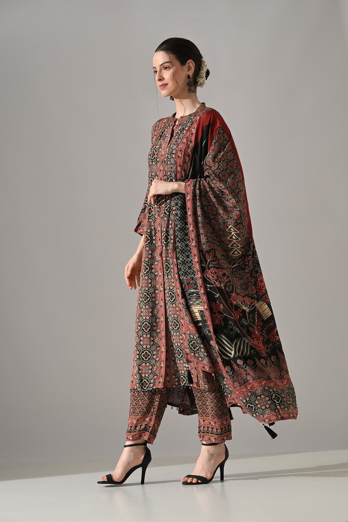 Multi Printed Kurta 3 Pcs Set